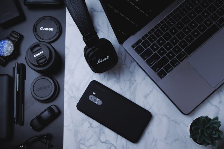 Best Tech Accessories to Enhance Your Digital Lifestyle Today